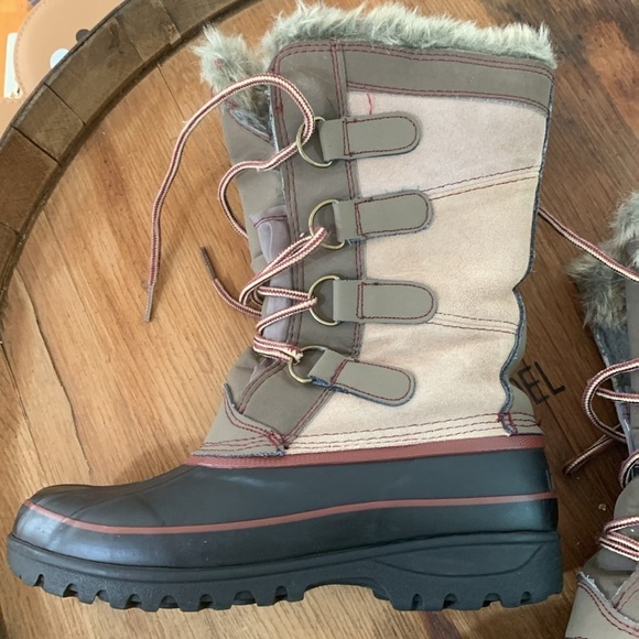 Khombu | North Star Thermolite Faux Fur /Leather / Manmade Winter Duck Boots 6M - Picture 14 of 17